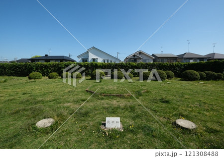 長岡京の後殿跡の石碑 長岡京の後殿跡の石碑 121308488