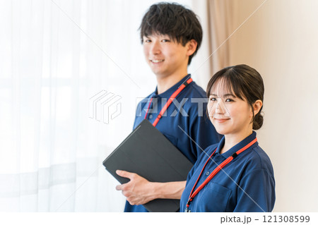 介護施設・デイサービスで働くケアマネージャー・作業療法士の介護職員 121308599