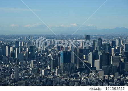 東京タワー方面、東京スカイツリー天望回廊より 121308635