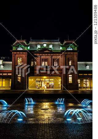 門司港レトロ　浪漫灯彩　門司港駅【福岡県北九州市】 121309486