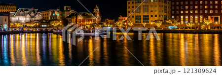 門司港レトロ　浪漫灯彩　門司港第一船溜　パノラマ【福岡県北九州市】 121309624