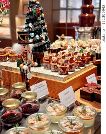 クリスマスデザートブッフェ クリスマスデザートブッフェ 121309942