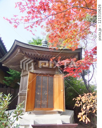 近江八幡 八幡山 村雲御所瑞龍寺門跡の六角堂 近江八幡 八幡山 村雲御所瑞龍寺門跡の六角堂 121310626
