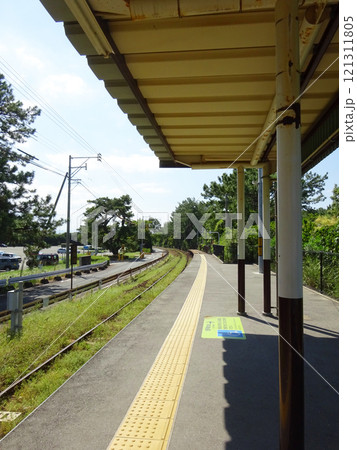 無人のプラットホーム 無人のプラットホーム 121311805