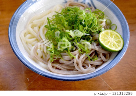 うどんと蕎麦 うどんと蕎麦 121313289