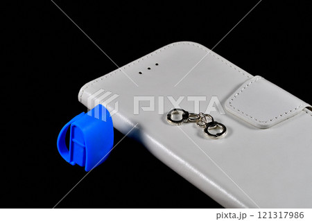 小学生がトラブルに巻き込まれるイメージ 121317986