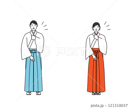 胸を叩く神社の神主と巫女 121318037