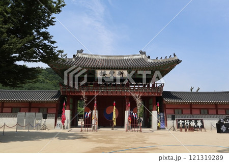 韓国水原市、華城行宮の新豊楼 121319289