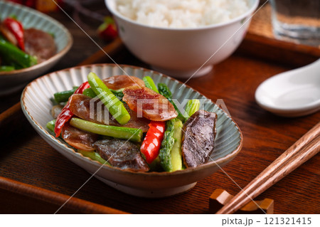 ボローニャ ソーセージ 腸詰め 121321415