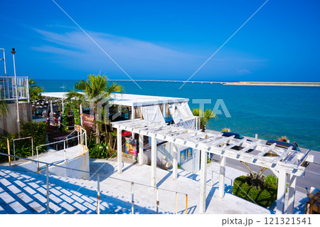 沖縄・瀬長島 ウミカジテラス 沖縄・瀬長島 ウミカジテラス 121321541