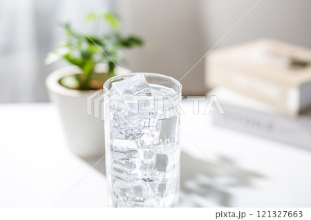 炭酸水 水 イメージ 炭酸水 水 イメージ 121327663