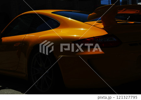 オレンジのポルシェGT3 121327795