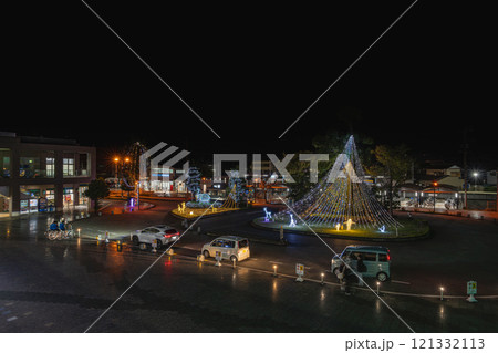 遠州鉄道浜北駅前広場のイルミネーションの風景(静岡県) 121332113