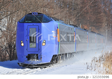 根室本線 上芽室(信)-御影 JR北海道 キハ261系1000番台 ST-1201編成 根室本線 上芽室(信)-御影 JR北海道 キハ261系1000番台 ST-1201編成 121333096