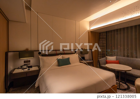 浜松町駅、竹芝駅近くのウォーターズ竹芝に入るラグジュアリーホテル、メズム東京の綺麗な客室 121338005