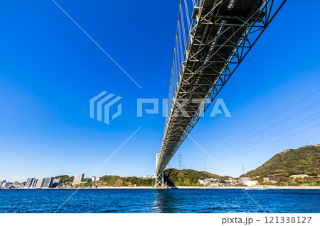 めかり観潮遊歩道からの関門橋【福岡県北九州市】 めかり観潮遊歩道からの関門橋【福岡県北九州市】 121338127