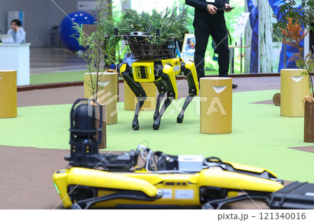 電動四足歩行ロボット「Spot(スポット)」 電動四足歩行ロボット「Spot(スポット)」 121340016