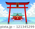 青空の下、静かな湖面に建つ神社と大きな通り 121345299