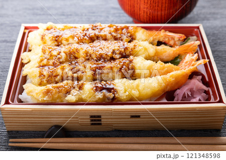 美味しい海老天重弁当 美味しい海老天重弁当 121348598