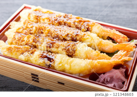 美味しい海老天重弁当 美味しい海老天重弁当 121348603