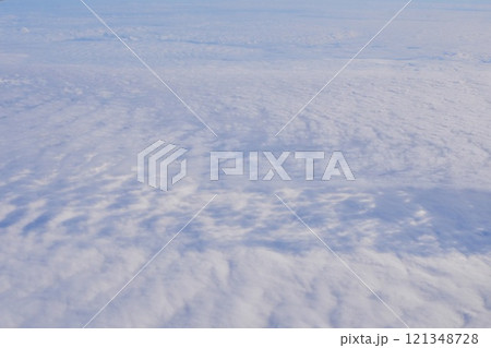飛行機から見た風景 121348728