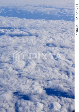 飛行機から見た風景 121348751
