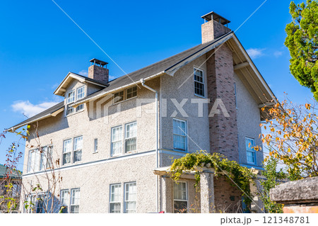 近江八幡　伝統的建造群保存地区　池田町洋風住宅街（ヴォーリズ建築）ウォーターハウス記念館 121348781