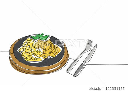 Single one line drawing spaghetti carbonara on black round plate with a round wooden cutting board. Classic restaurant style dishes. National Carbonara Day. 121351135