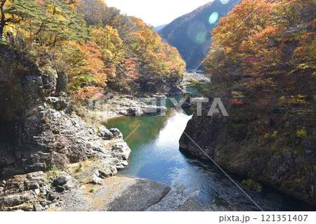 紅葉が美しい龍王峡 栃木 紅葉が美しい龍王峡 栃木 121351407