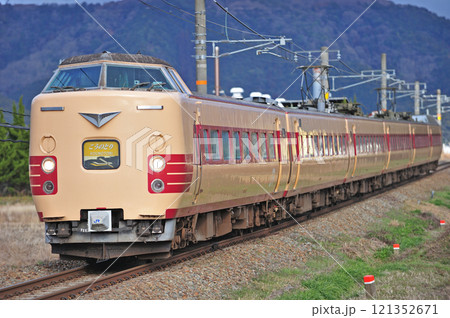 福知山線　黒井ー石生　JR西日本　381系　FE62編成（福知山）　こうのとり 121352671