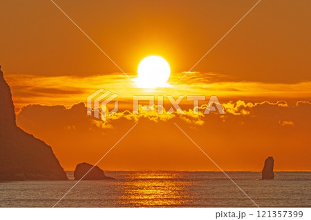 釧路の日の出 121357399