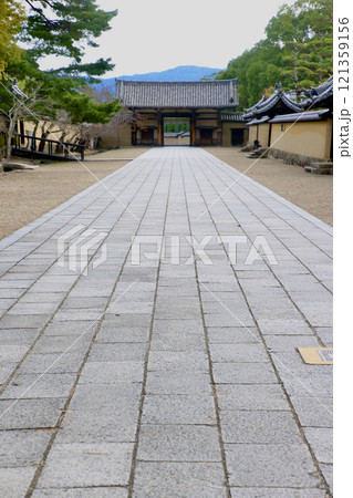 法隆寺・東大門(奈良県・斑鳩町) 法隆寺・東大門(奈良県・斑鳩町) 121359156