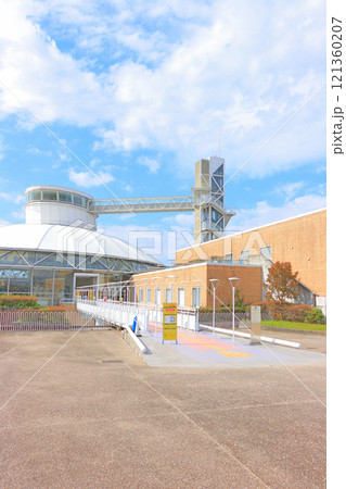 愛知県長久手市、モリコロパーク愛知県児童総合センターの風景 愛知県長久手市、モリコロパーク愛知県児童総合センターの風景 121360207