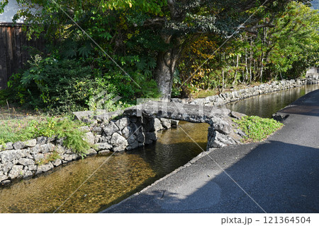 【山口県萩市】藍場川と石橋 121364504