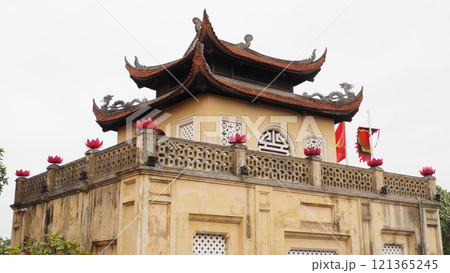 ベトナム ハノイ タンロン城跡 121365245