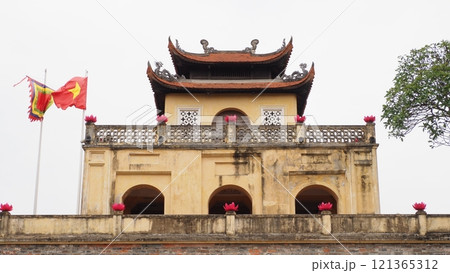 ベトナム ハノイ タンロン城跡 121365312