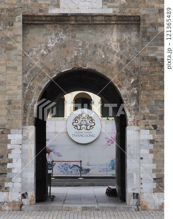 ベトナム ハノイ タンロン城跡 121365489