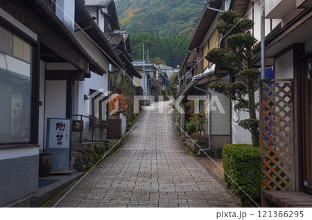 伊万里大川内山の街並み 伊万里大川内山の街並み 121366295