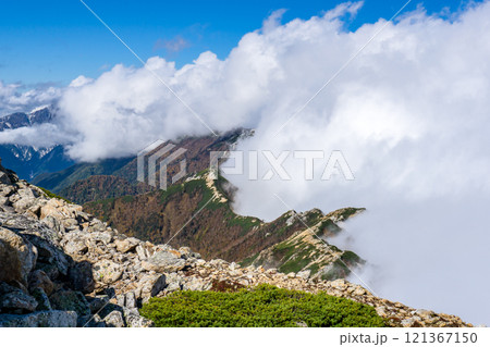 大天井岳から見る表銀座縦走路 北アルプス 大天井岳パノラマ銀座縦走登山 大天井岳から見る表銀座縦走路 北アルプス 大天井岳パノラマ銀座縦走登山 121367150