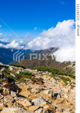 大天井岳から見る表銀座縦走路 北アルプス 大天井岳パノラマ銀座縦走登山 大天井岳から見る表銀座縦走路 北アルプス 大天井岳パノラマ銀座縦走登山 121367151