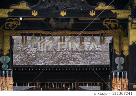 京都市東山区の太閤豊臣秀吉公を祀る春の豊国神社を撮影 121367241