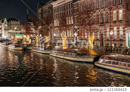 night time in amsterdam 121368428