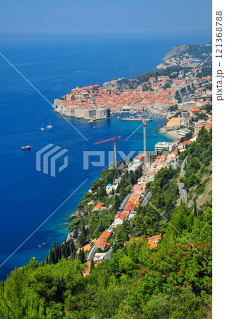 スルジ山から眺めるドゥブロブニクの超絶景 121368788