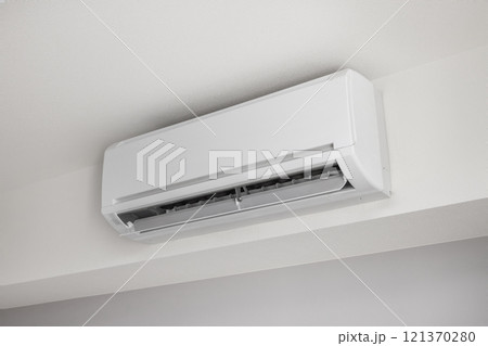 エアコン室内機　No-brand air conditioner indoor unit 121370280