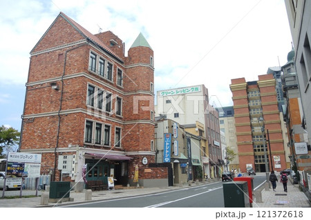 【福岡県北九州市】旧大阪商船通りの風景 121372618