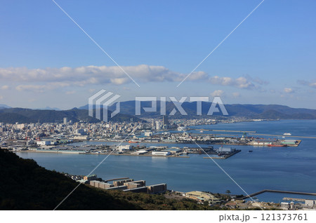 屋島から見る高松港周辺の風景（あなぶきアリーナ香川竣工直前） 121373761
