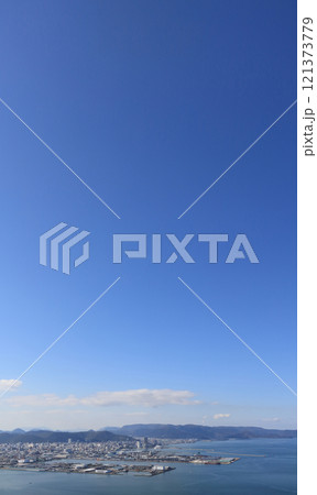 屋島から見る高松港と市街地の風景（あなぶきアリーナ香川竣工直前） 121373779