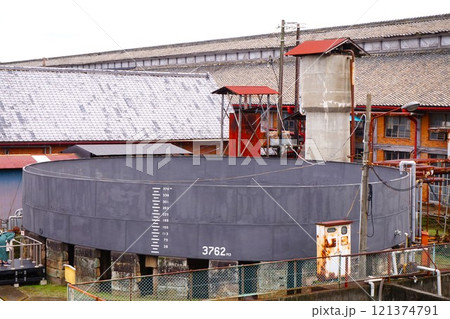富岡製糸場 旧富岡製糸場 鉄水溜 重要文化財 富岡製糸場 旧富岡製糸場 鉄水溜 重要文化財 121374791