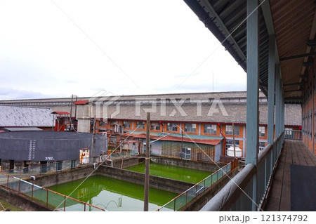 富岡製糸場　旧富岡製糸場　鉄水溜　重要文化財 121374792