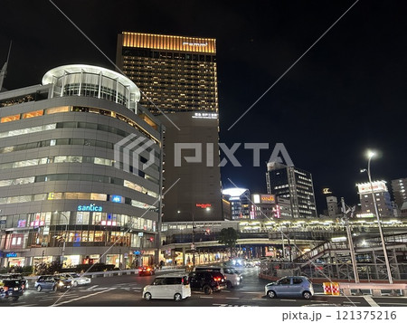 夜の三ノ宮駅前 夜の三ノ宮駅前 121375216